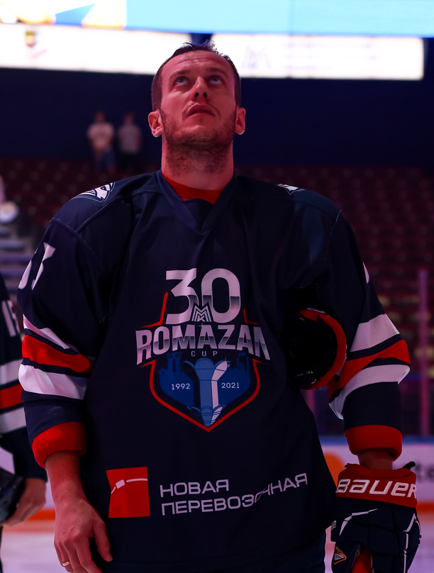 Игровой свитер Алексея Волгина «Ромазан-30». Синий комплект