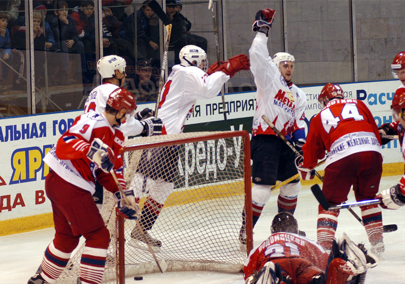 Обладатели Кубка России по хоккею 1998 Металлург счет.