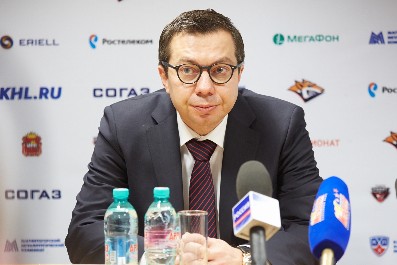 Воробьев тренер хоккей википедия. Воробьев Магнитогорск.
